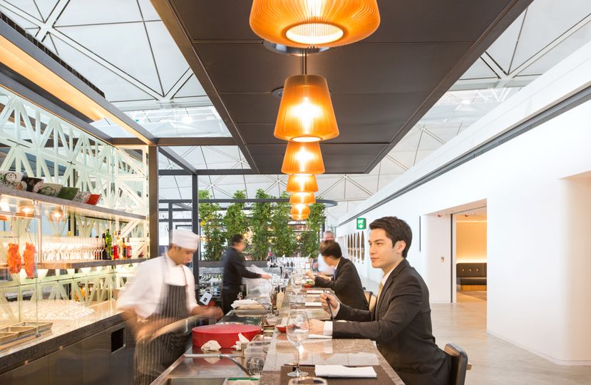 The Qantas Hong Kong Lounge